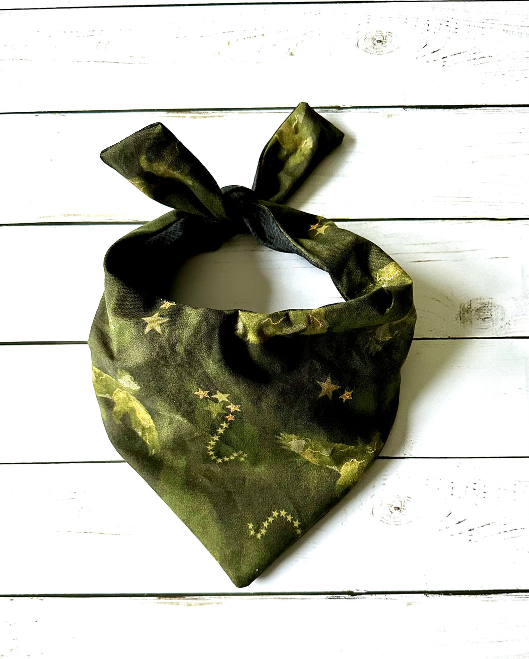 Camo Dog Bandana Stylish Pet Scarf for Dogs Unique Camouflage Print Accessory Perfect Outdoor Adventures Hunting Gift Idea for Dog Lovers